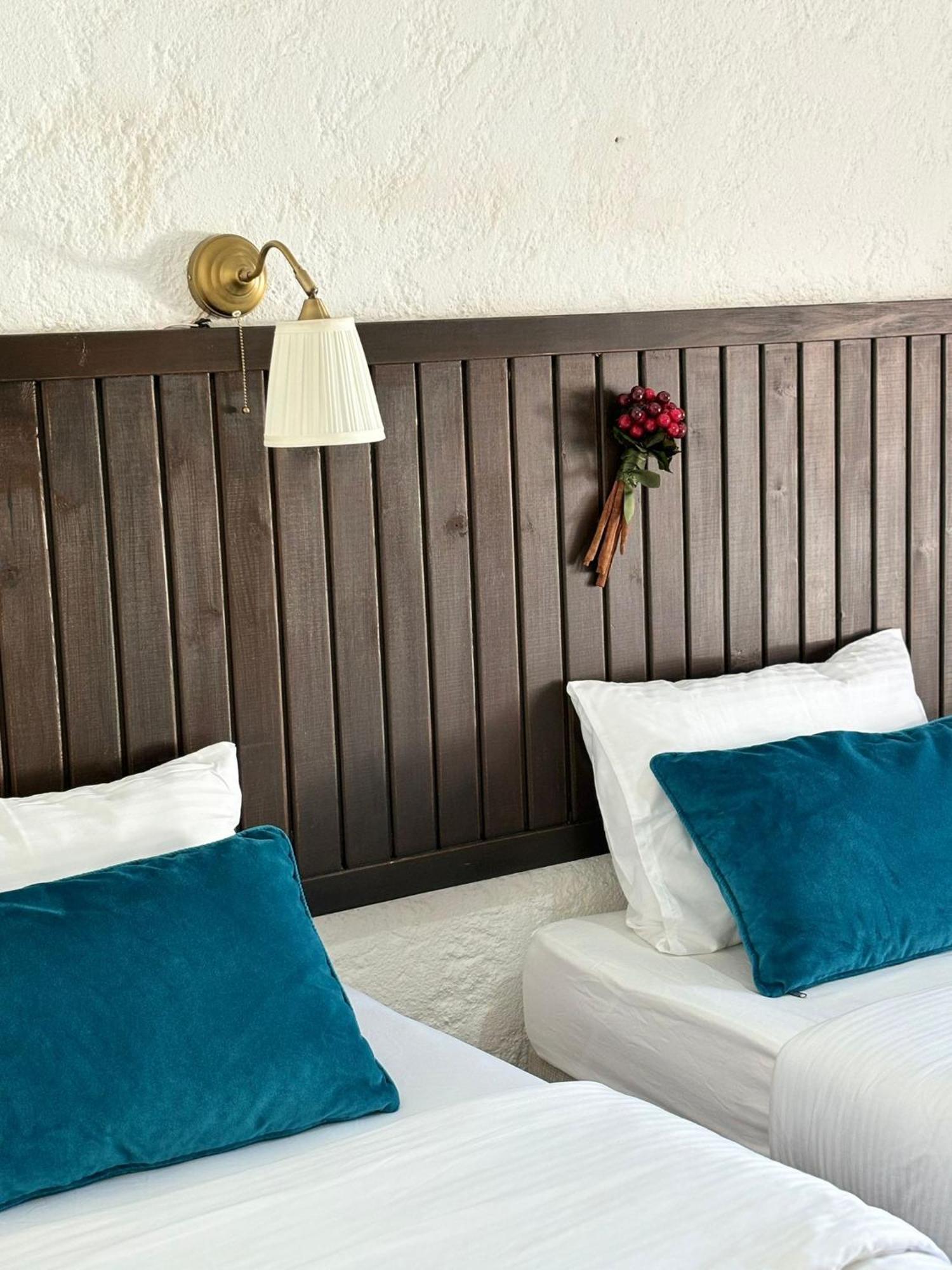 Alacati Albatross Hotel ภายนอก รูปภาพ