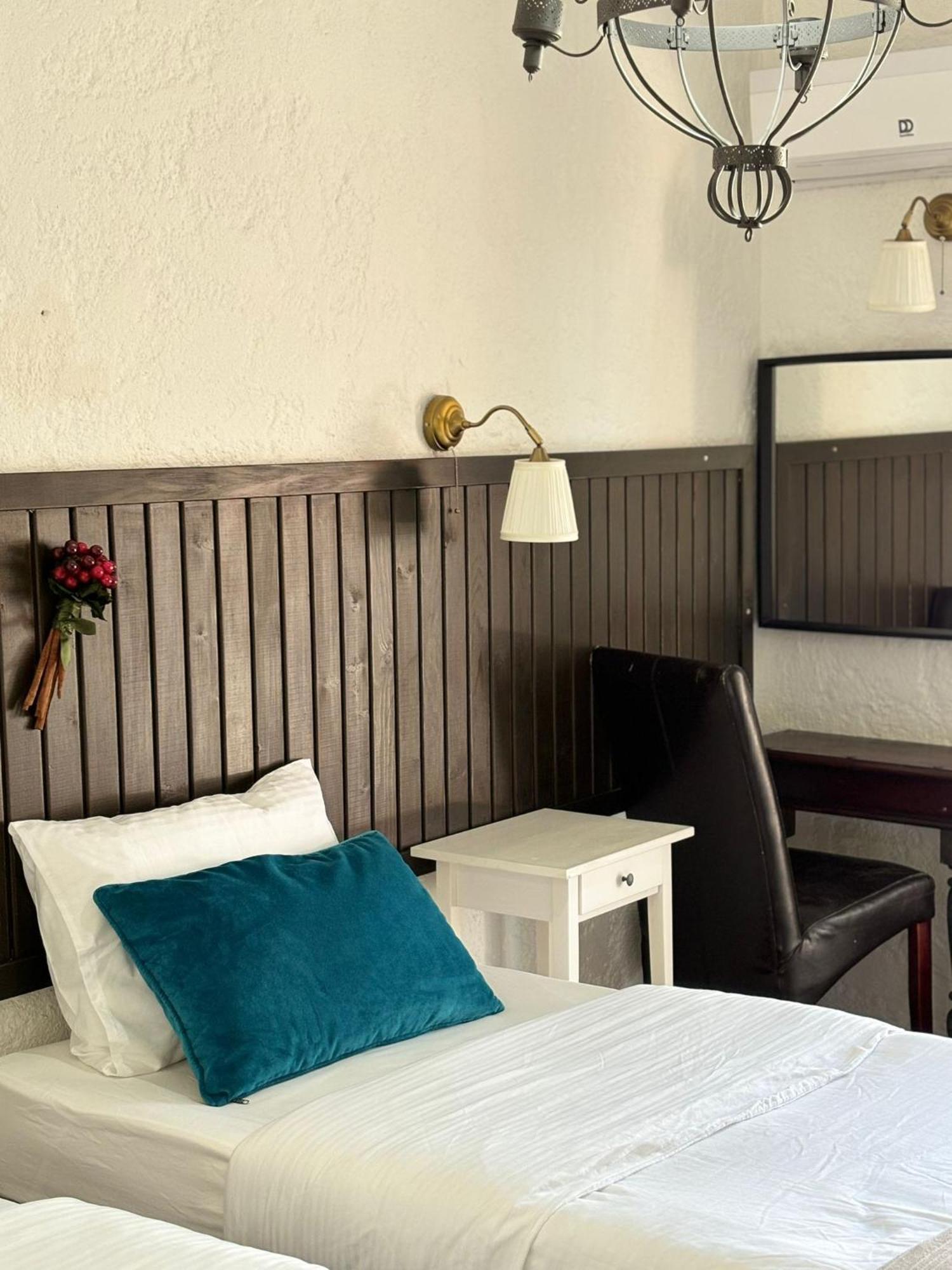 Alacati Albatross Hotel ภายนอก รูปภาพ